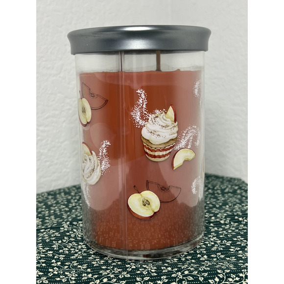 Yankee Candle SUGARED CINNAMON APPLE Large 2 wick Tumbler 20oz New Housewarmer - Picture 3 of 7